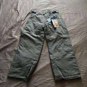 Brand new Exposure Project insulated cargo snowboarding pants.